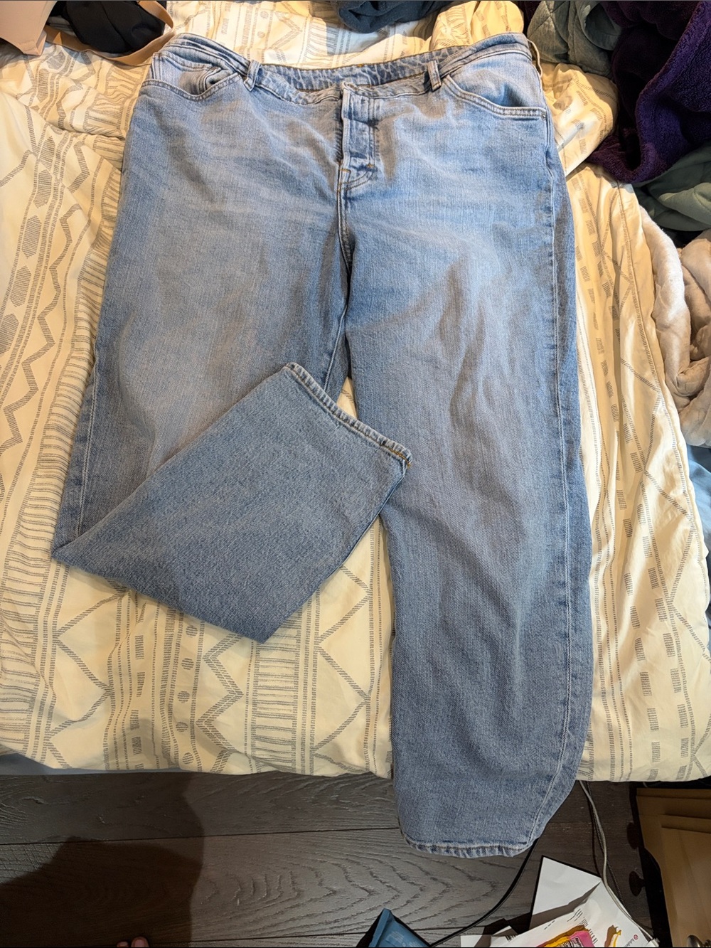 Straight Leg high waist Women’s Jeans in Light Blue